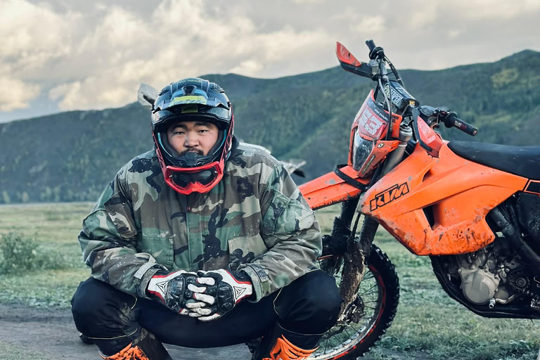 Ulaanbaatar: 5-Day Motorcycle Tour with Hot Springs