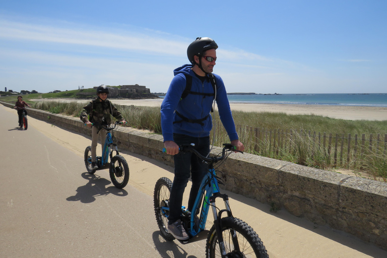 Carnac: Ungewöhnliche Fahrten auf geländegängigen Elektroscootern