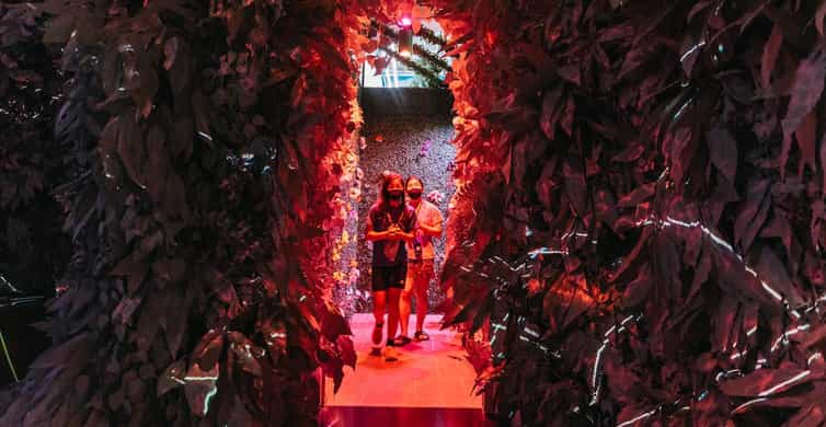 Las Vegas: Meow Wolf Omega Mart Ticket photo 17