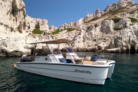 Marseille: Half-Day Boat Tour to the Calanques National Park Marseille: Half-Day Boat Tour to the Calanques National Park