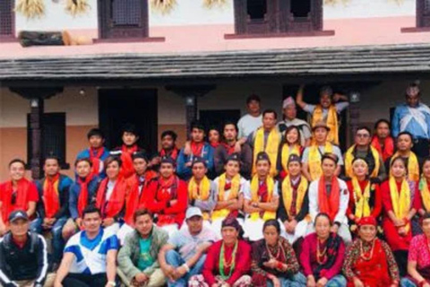 Pokhara: 2-Day Lwang Village Tour with Guide