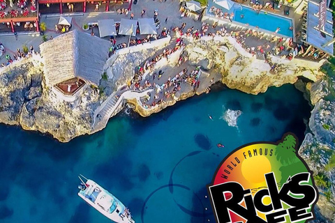 Negril: 7 Mile Beach, Shopping, &amp; Dinner at Ivan&#039;s Tour