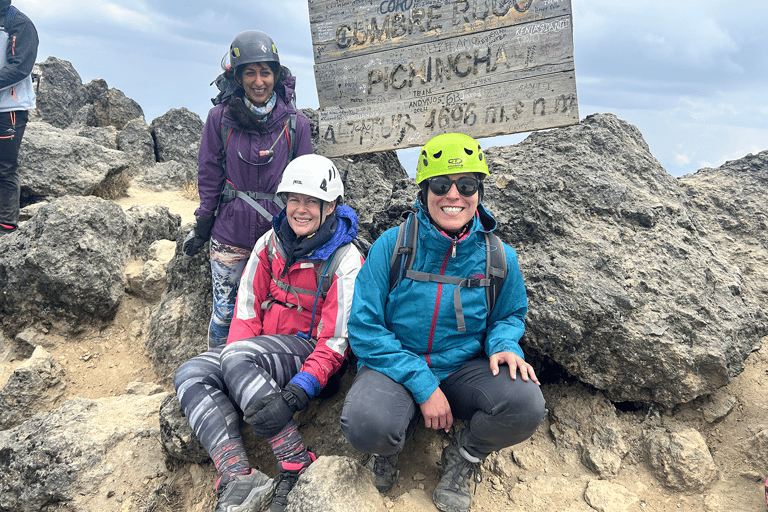 Quito: Hike to the Integral of Pichinchas