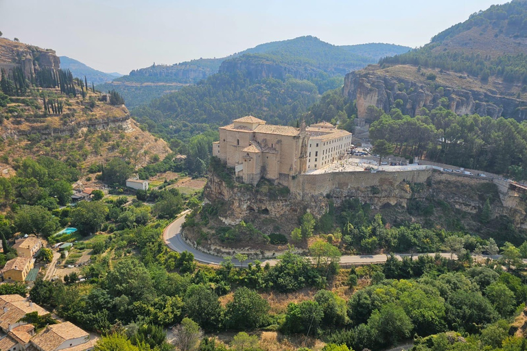 Zwischen Schluchten und Aromen: Cuenca probieren (gastronomische Tour)Zwischen Schluchten und Aromen: Cuenca kulinarisch entdecken (Gastronomietour)
