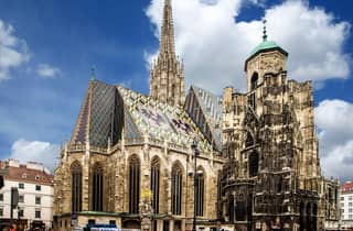Ab Budapest: Bratislava & Wien – Ganztägige Führung