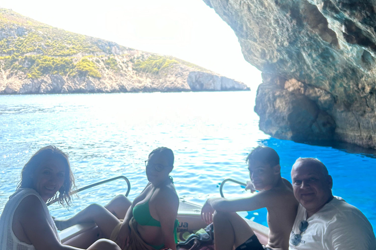 Zakynthos: Laganas, Keri, & Marathonisi Turtle Spotting Tour