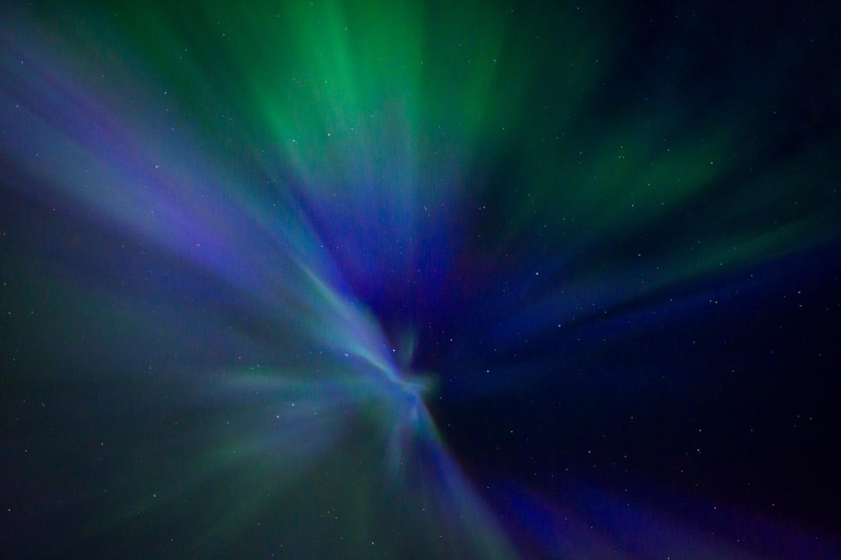 Rovaniemi: Aurora Hunt with 95% Success Rate, 4 people group Rovaniemi: Aurora Hunt with 95% Success Rate, PRIVATE