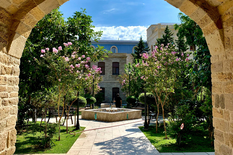 Baku: Old City Walking Tour with Vintage Photos