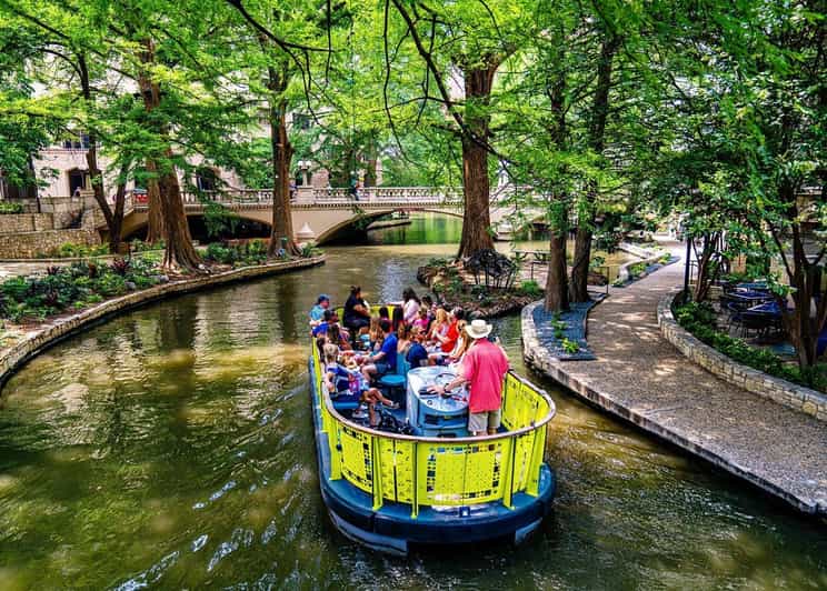 San Antonio: Alamo, River & Cathedral Legends Walk