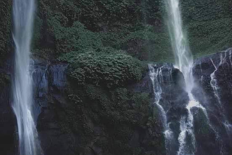 Nord-Bali: Sonnenaufgang am Ulundanu-Tempel und Sekumpul-WasserfallOption Preisgestaltung kurzes Trekking am Sekumpul Wasserfall