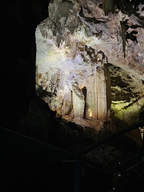 Hue Cueva De Phong Nha Excursi N En Grupo En D As Impares Getyourguide