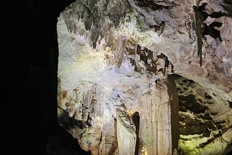 HUE - PHONG NHA HÖHLE GRUPPENTOUR AN UNGERADEN TAGEN