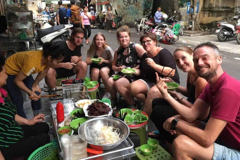 Hanoi Street Food Tour: Taste Authentic Vietnamese Cuisin - Image 2