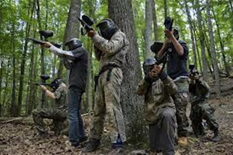 MEDELLIN: Paintball Party