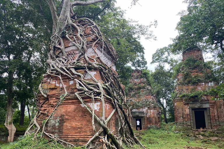 Pyramid Temple Koh Ker Group Day Trip from Siem ReapKoh Ker Temple Group Day Trip With English Speaking Driver