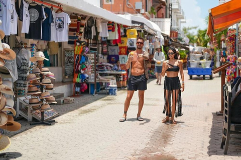 Isla Mujeres: All-Inclusive Catamaran with Snorkeling and All-You-Can-Eat Buffet