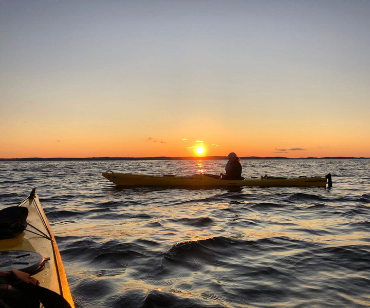 Stockholm: Sunset Kayak Tour in Archipelago