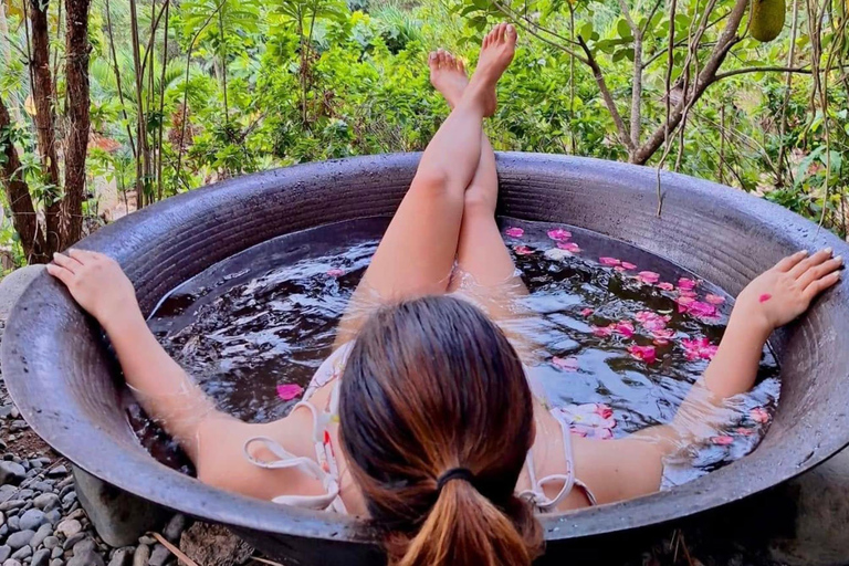 Boracay: Island Hopping Tour with Hot Kawa Bath and Lunch