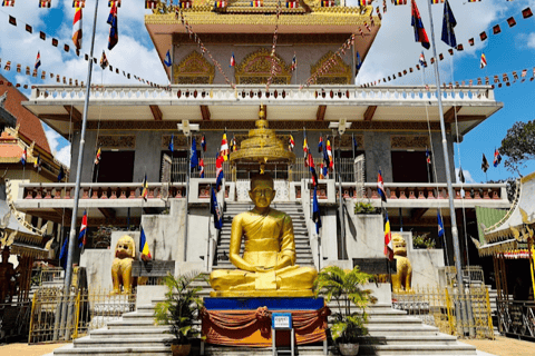 Phnom Penh: 11 Highlights 3-Hour Express Tour by Tuk-Tuk Phnom Penh: 11 Hidden Gems 3-Hour Tour - Flex Start Time