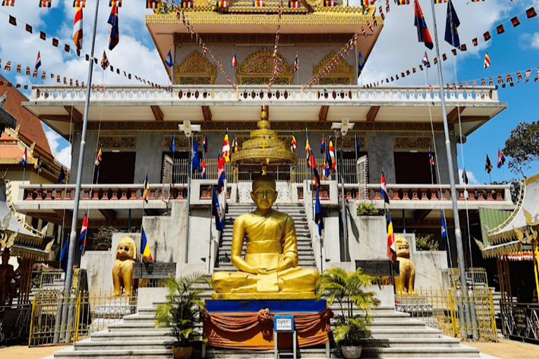 Phnom Penh: 11 Highlights 3-Hour Express Tour by Tuk-Tuk Phnom Penh: 11 Hidden Gems 3-Hour Tour - Flex Start Time