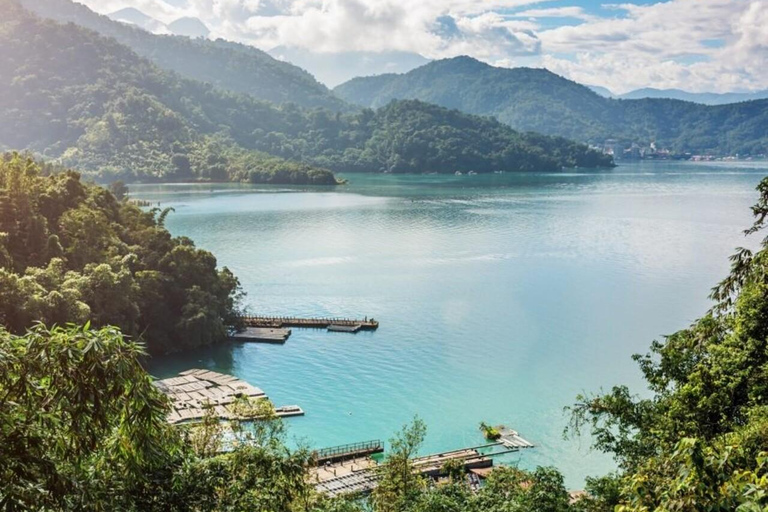 Desde Taipéi: excursión de 1 día al lago Sol y Luna con crucero y comida