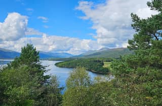 Edinburgh: Private Tagestour zum Stirling Castle und Loch Lomond