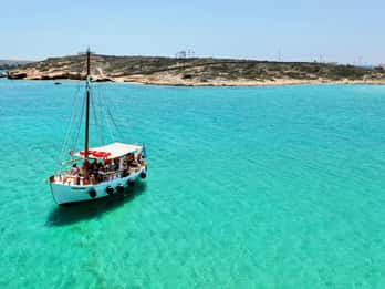 Pounta: Paros & Antiparos Cruise, Swimming & Seafood Lunch