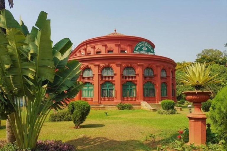 Tour della città di Bangalore: a piedi, palazzo e templiTour della città di Bangalore: a piedi, palazzi e templi