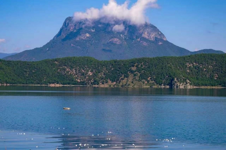 From Kunming: 8-Day Yunnan Private Cultural Tour