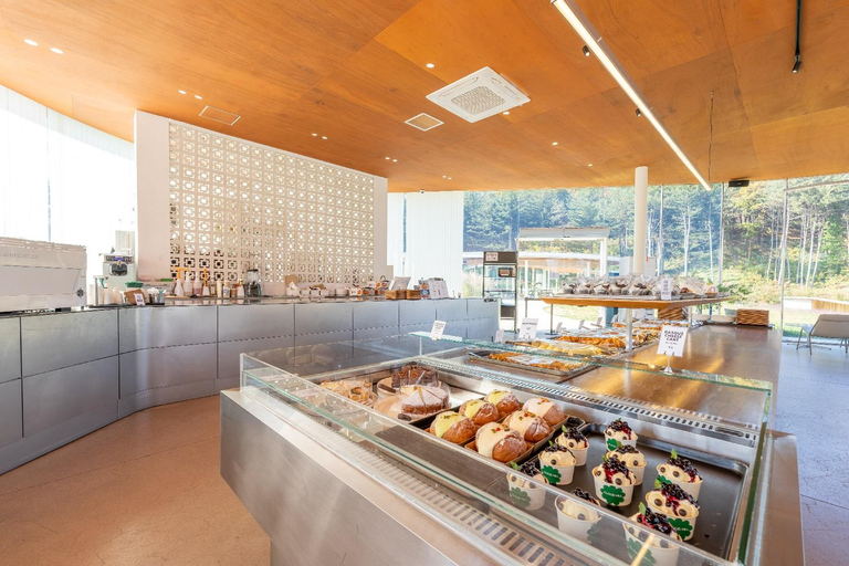 Gyeonggi: Alpaca & Sheep Ranch Admission Ticket in Gapyeong