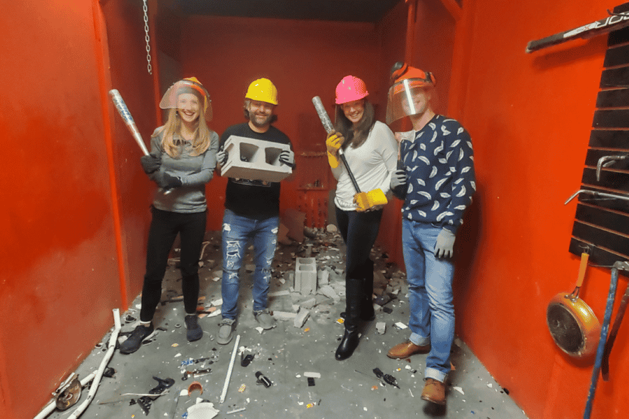 Sacramento Downtown: Rage Room Experience. Foto: GetYourGuide