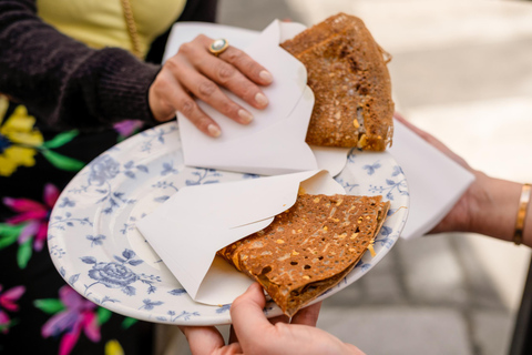 جولة الطعام الرسمية لمسلسل Emily in Parisجولة الطعام الرسمية لإيميلي في باريس