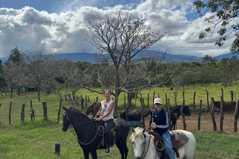 Epic Cloud Forest Horseback Riding Adventure in Boquete