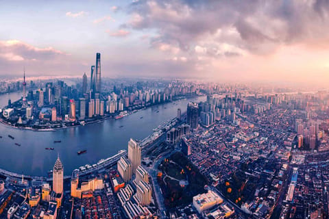 Shanghai Classics Tour: Xintiandi, Yu Garden, Bund and more