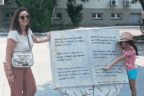 A partir de Skopje: Viagem de 1 dia com guia aos pontos turísticos do KosovoVisita a Mitrovica, que é dividida por uma ponte