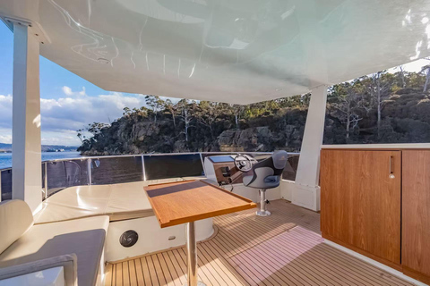 Hobart fishing and diving boat tour