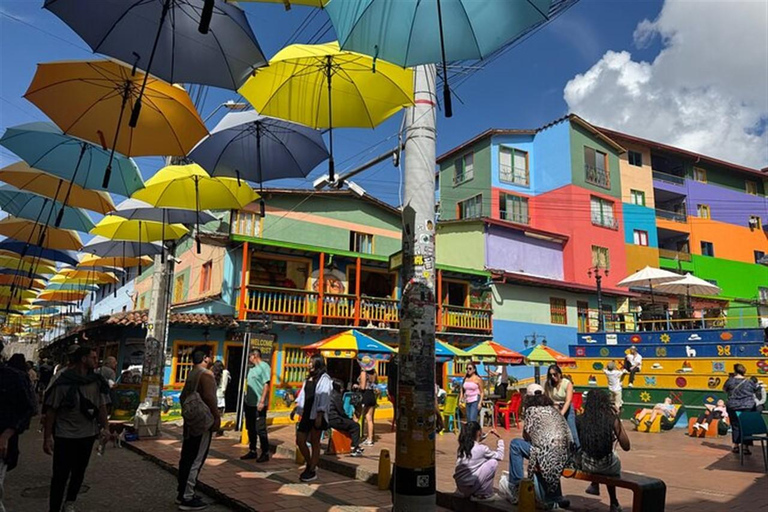 Medellín: Full Day Private Pablo Escobar Tour incl. Guatape