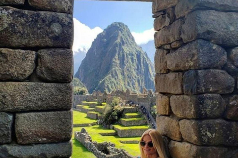 Machu Picchu Ruins + Machu Picchu Mountain