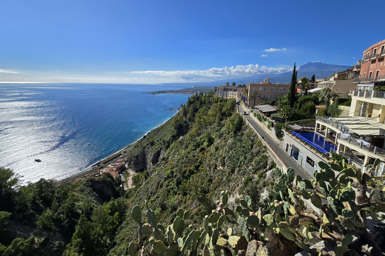 陶尔米纳市中心和游船之旅：贝拉岛和蓝洞小团（每团最少8人，最多16人）