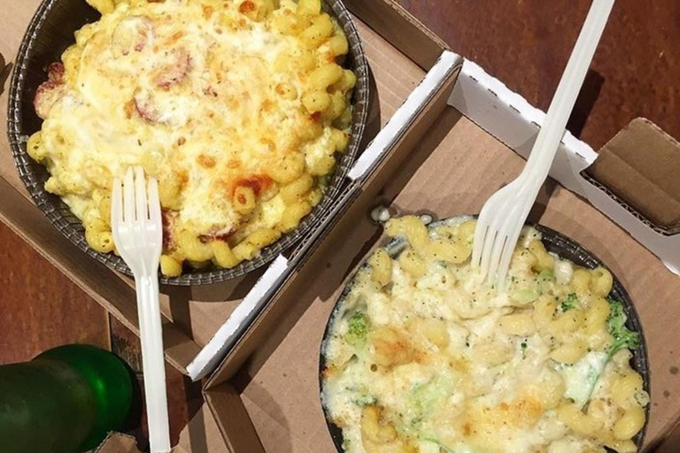Toronto: o melhor tour de comida de rua com um guia localToronto: tour a pé privado de 3 horas com degustação de comida