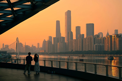 A Tour Through Modern History of Guangzhou Tour in English/German
