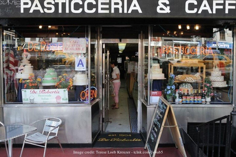 New York: Gangs and Mafia Walking Tour with Italian Pastry