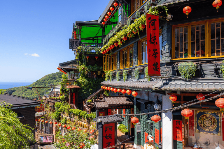 Vanuit Taipei: Yangmingshan, Yehliu, Jiufen, Shifen DagtourVanuit Taipei: Yangmingshan, Yehliu, 1000 Lake Island, Jiufen