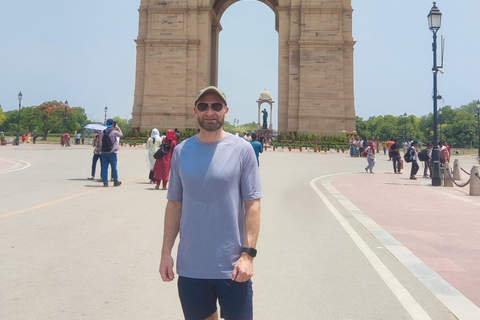 Delhi: 2-Day Private Delhi & Agra with Taj Mahal Tour by Car Private AC transport, 5-star accommodation tickets, & guide