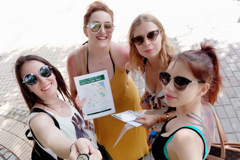 Warsaw Old Town: Spy-Themed Walk & Game with Host/Guide Warsaw Old Town: Spy-Themed Walk & Game with Guide (ENGLISH)