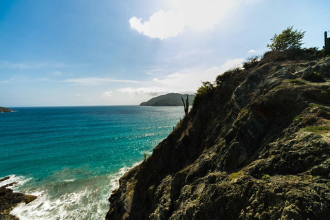 Santa Marta : Visite du parc Playa Cristal Tayrona depuis la ville de CarthagèneSanta Marta : visite de Playa Cristal Parque Tayrona depuis la ville de Carthagène