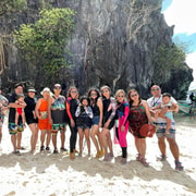 El Nido: Private Island Hopping Tour A with Buffet Lunch