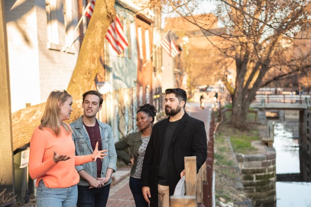 DC: Georgetown History & Architecture Tour with Local Guide