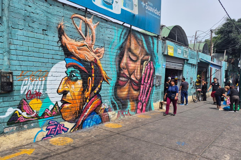 Lima: Magdalena Market Food and Fruit Tasting Tour as Local