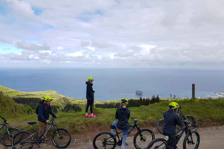 Visite guidée de Sete Cidades en vélo électriqueVisite guidée en vélo électrique de Sete Cidades - matin
